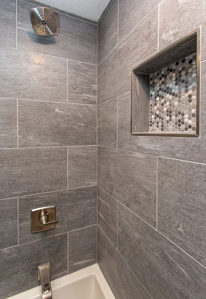 2018 DM HomeShow Bespoke Residence by Unique Homes Iowa - Photo 11