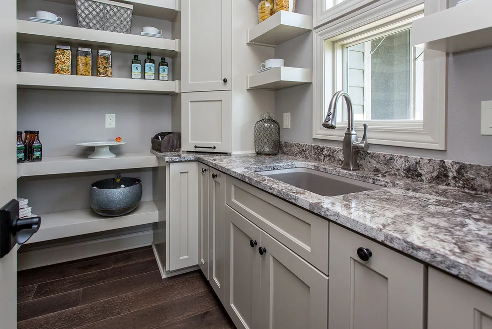 2018 DM HomeShow Bespoke Residence by Unique Homes Iowa - Photo 3