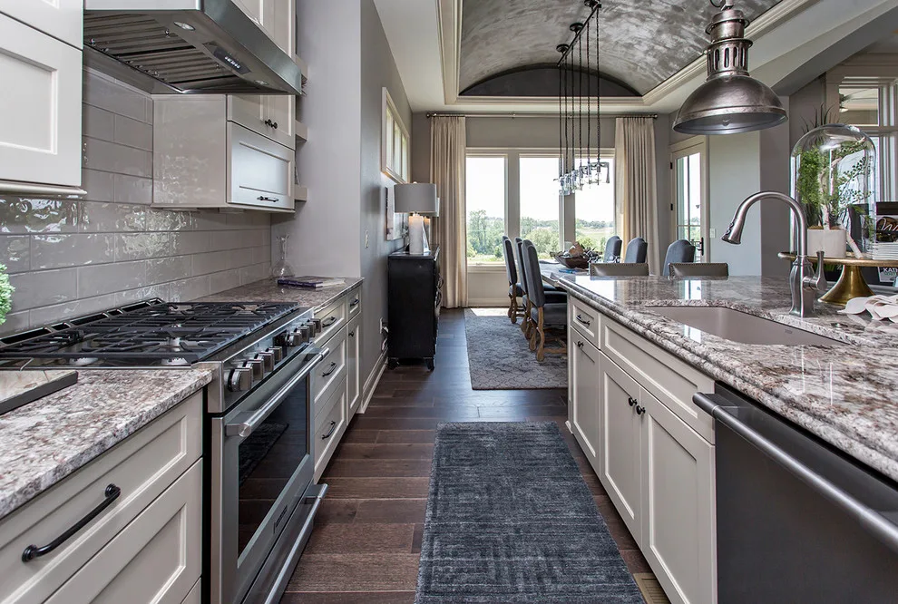 2018 DM HomeShow Bespoke Residence by Unique Homes Iowa - Photo 41