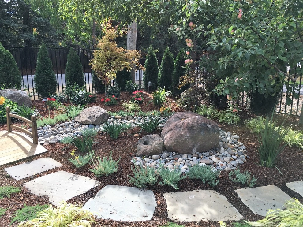 Redwood City Zen by Greensleeves Garden Design - Photo 11