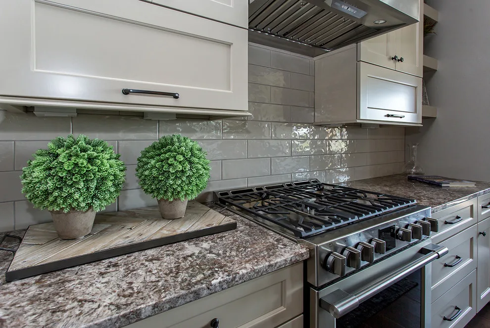 2018 DM HomeShow Bespoke Residence by Unique Homes Iowa - Photo 22