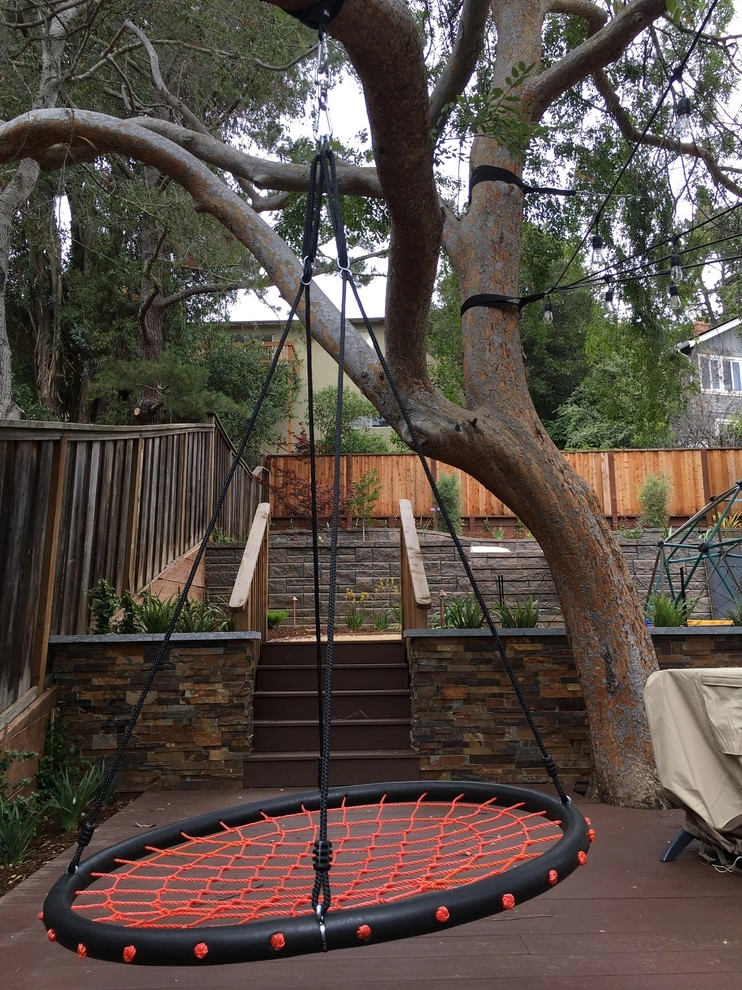 Belmont Family Garden by Greensleeves Garden Design - Photo 11