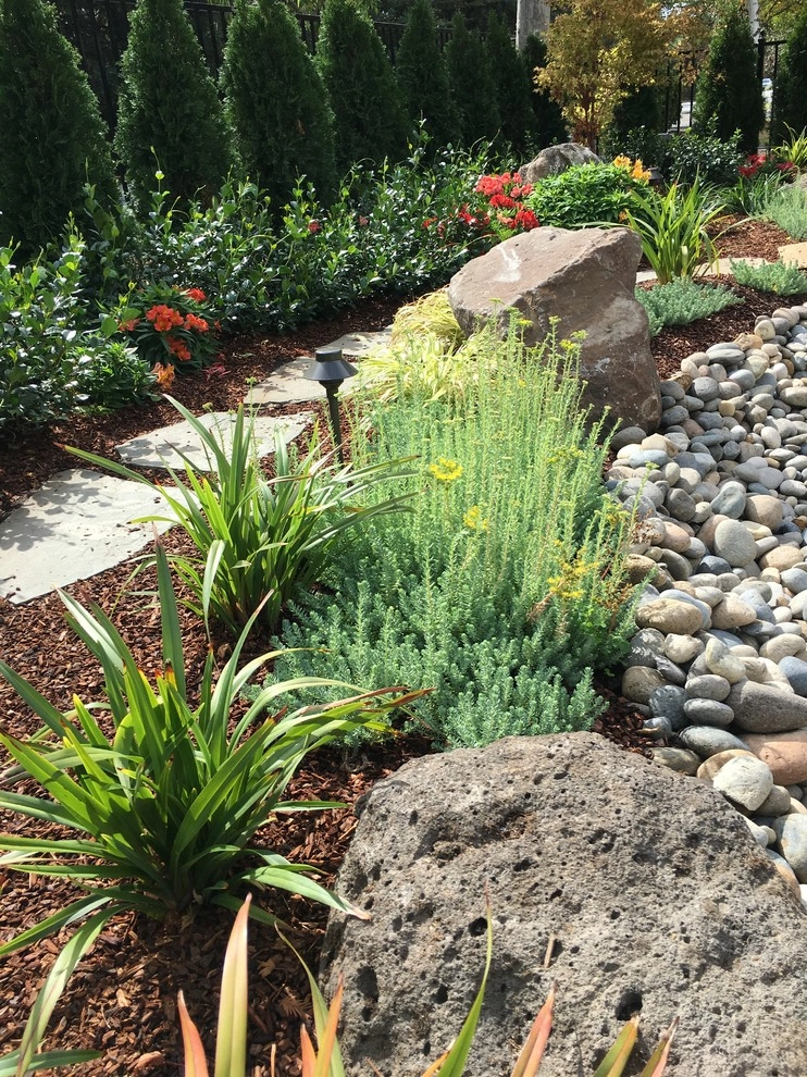 Redwood City Zen by Greensleeves Garden Design - Photo 2