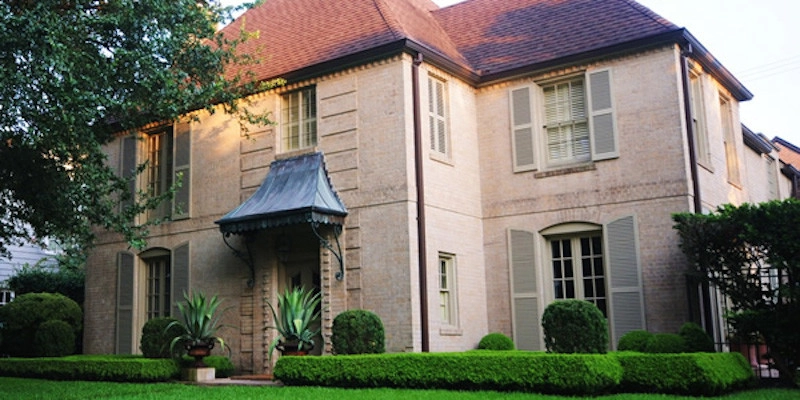 Contemporary Landscape in Houston, TX by Gregory/Henry Landscapes - Photo 2