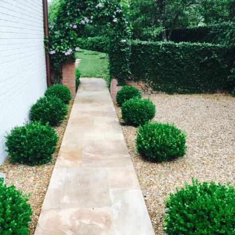 Traditional Backyard Landscape in Houston, TX by Gregory/Henry Landscapes - Photo 3