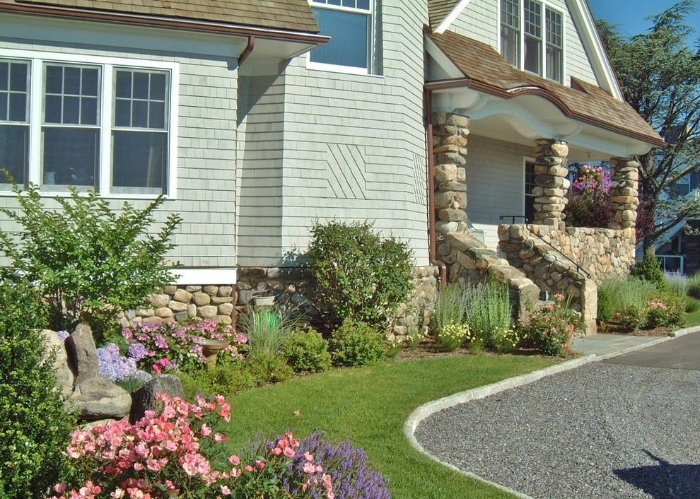 Our Gardens by Gro Pro Landscape Company Inc. - Photo 32