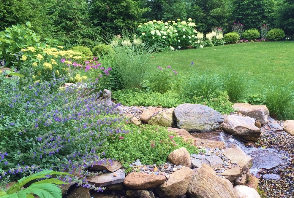 Our Gardens by Gro Pro Landscape Company Inc. - Photo 31