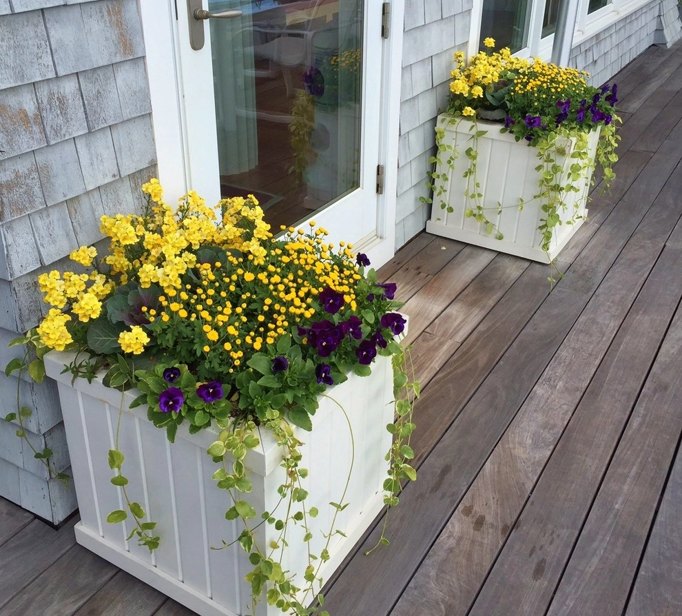 Seasonal Color by Gro Pro Landscape Company Inc. - Photo 61