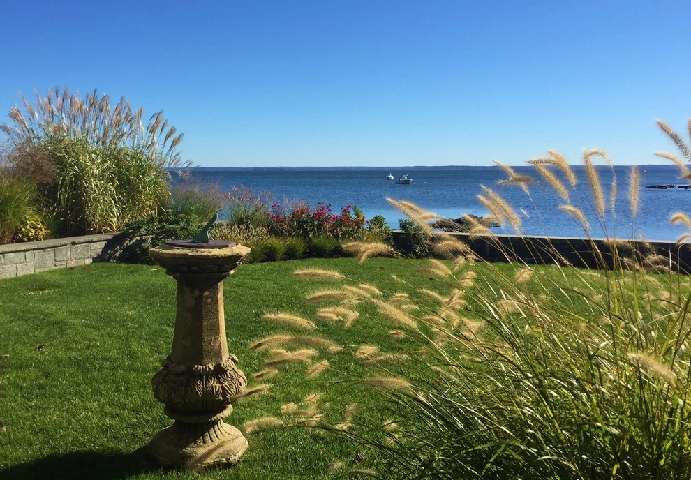 Our Gardens by Gro Pro Landscape Company Inc. - Photo 22