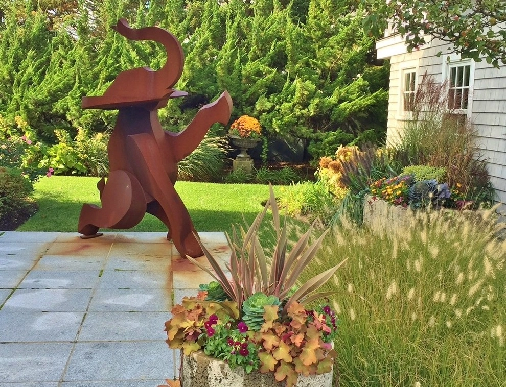 Our Gardens by Gro Pro Landscape Company Inc. - Photo 19