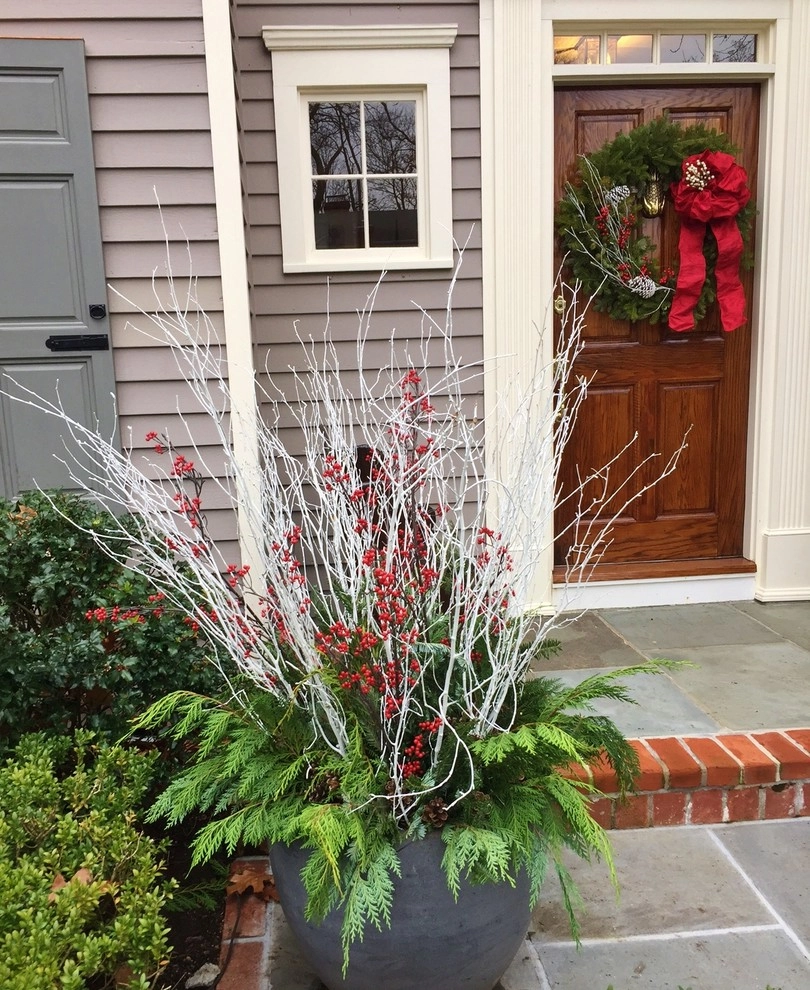 Seasonal Color by Gro Pro Landscape Company Inc. - Photo 49