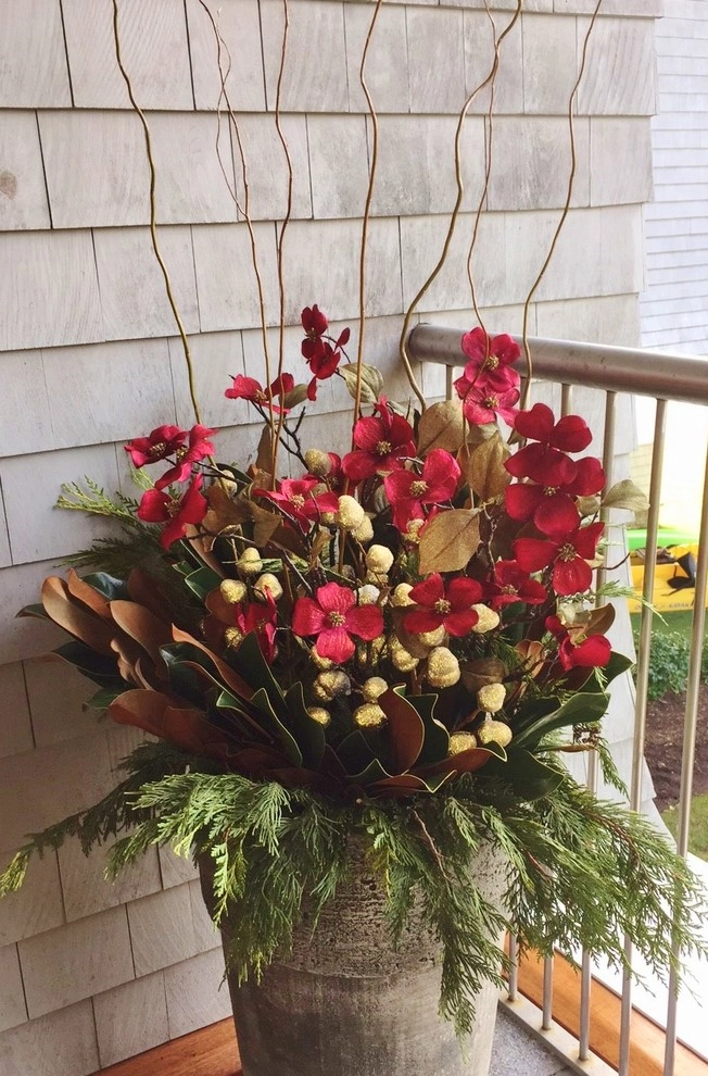Seasonal Color by Gro Pro Landscape Company Inc. - Photo 34