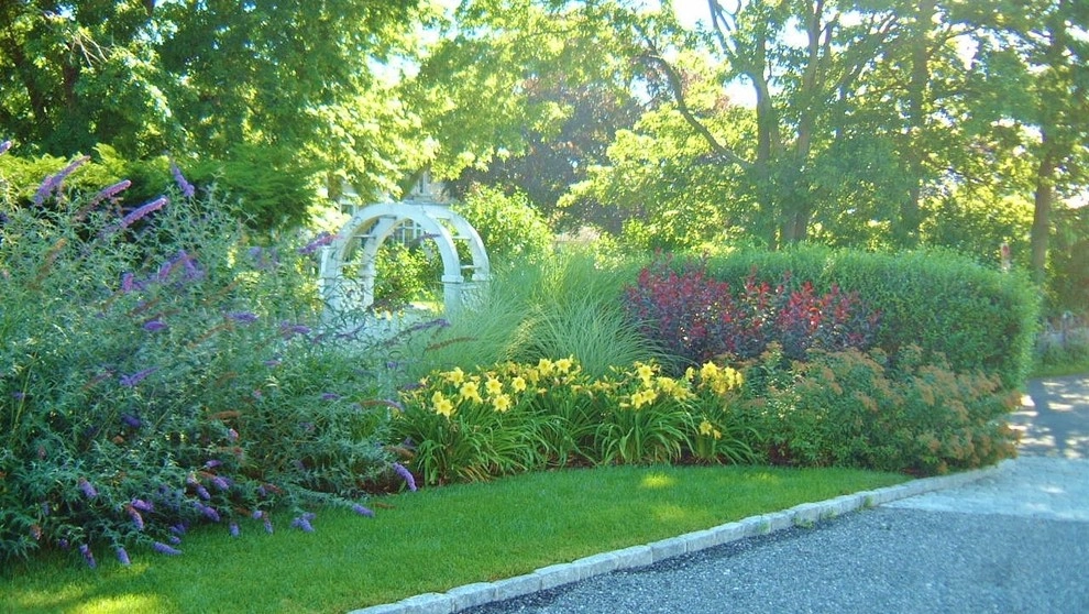 Our Gardens by Gro Pro Landscape Company Inc. - Photo 37