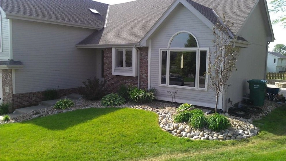 Landscaping by Ground Builders - Photo 2