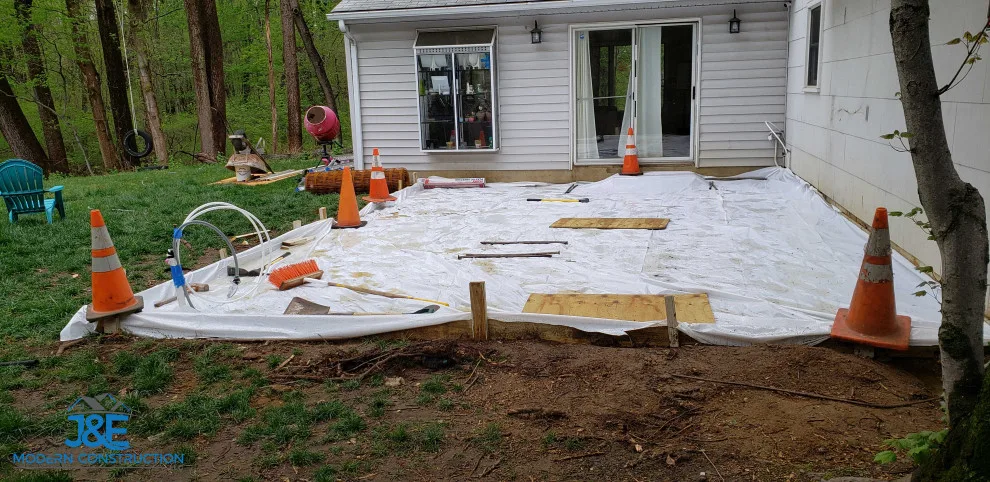 Outdoor Concrete Slab by J&E Modern Construction LLC - Photo 3