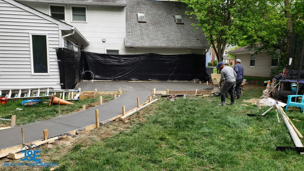 Outdoor Concrete Slab by J&E Modern Construction LLC - Photo 10