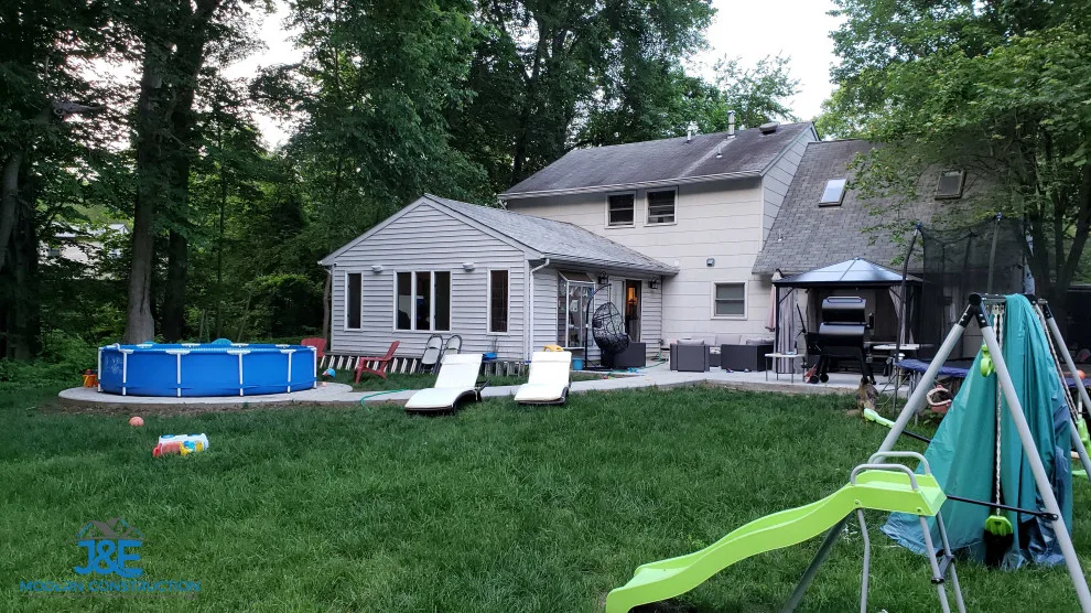 Outdoor Concrete Slab by J&E Modern Construction LLC - Photo 12