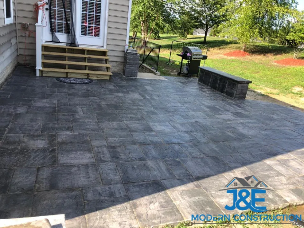 Outdoor Patio by J&E Modern Construction LLC - Photo 9