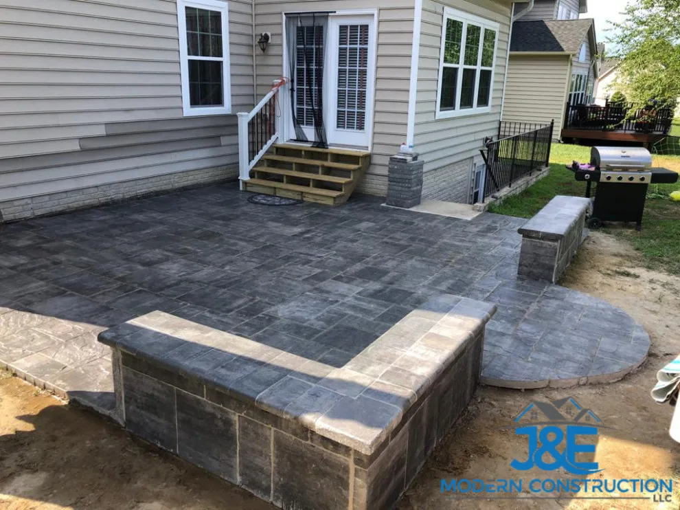 Outdoor Patio by J&E Modern Construction LLC - Photo 10