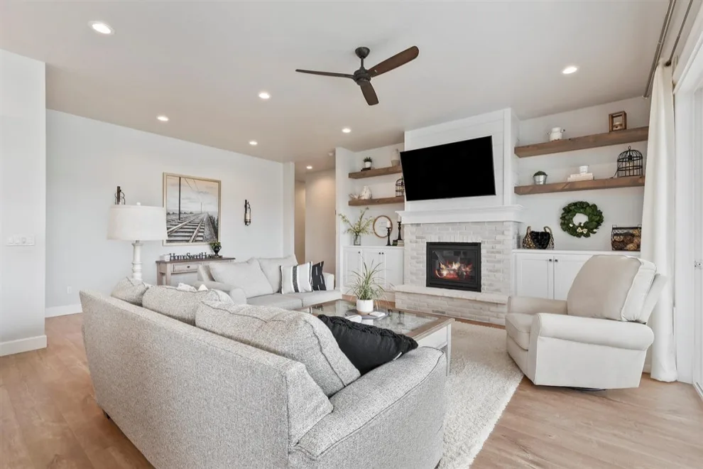 Silver Grove by Acadia Building Company - Photo 2