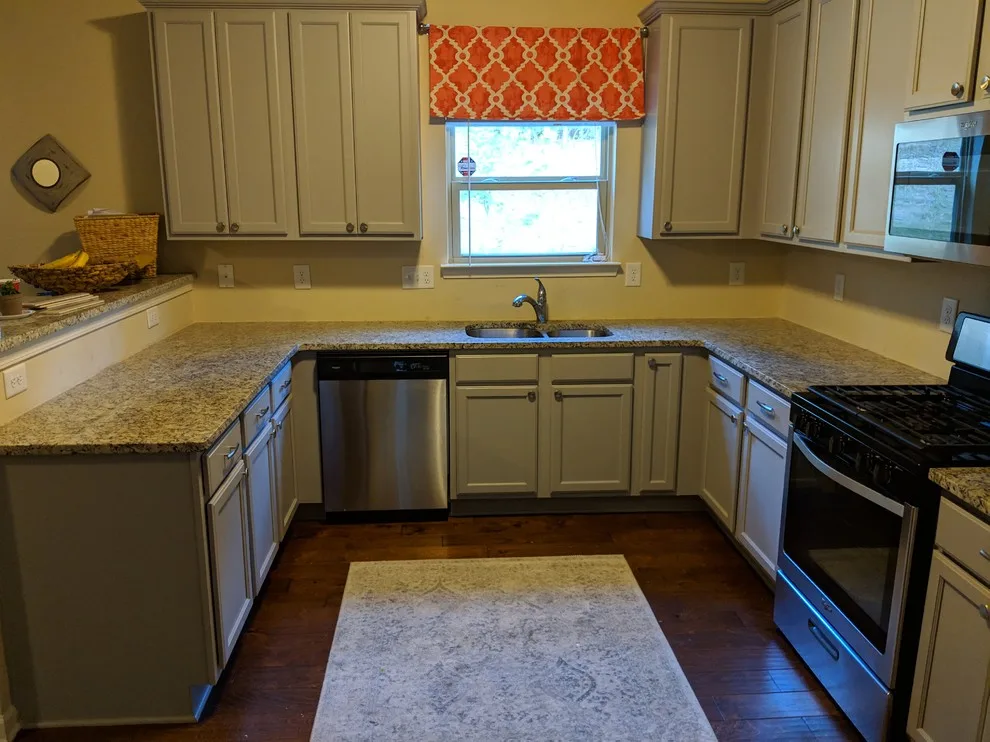 Ruiz Renovations - Photo 10