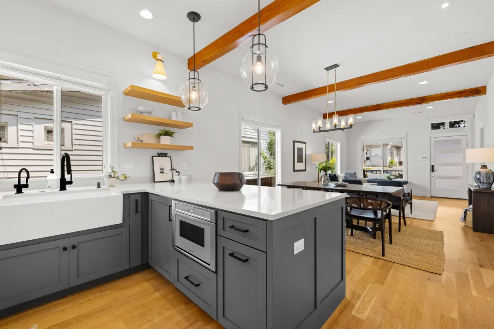 Capitol Hill Bungalow by The Alhadeff Group - Photo 4
