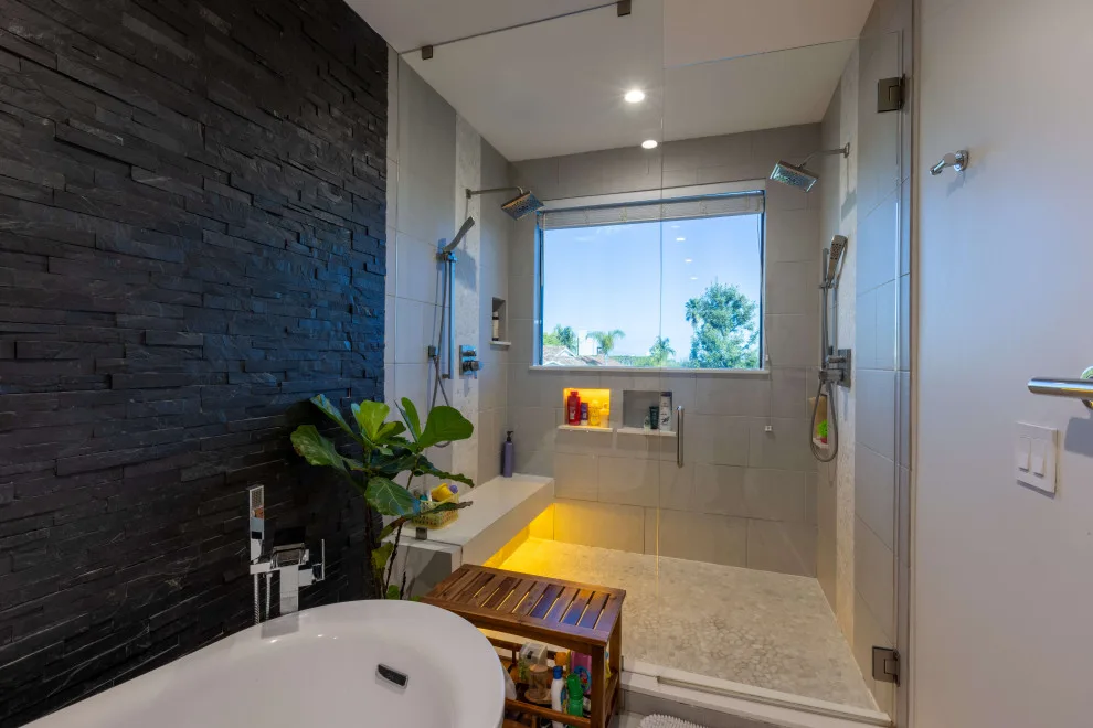 Mood-Enhanced Dual-Room Kitchen and Bath by Royal Family Construction, Inc. - Photo 5