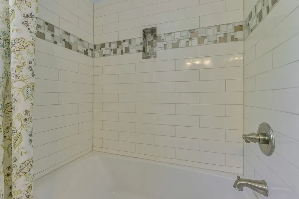 Contractor Transition: Before and After by Frank's Home Maintenance And General Contracting - Photo 5
