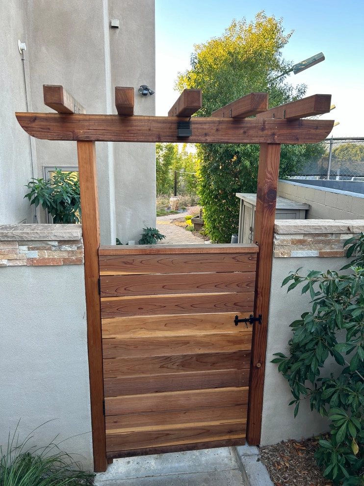 Leucadia Outdoor Living by Groundswell Landscaping - Photo 3