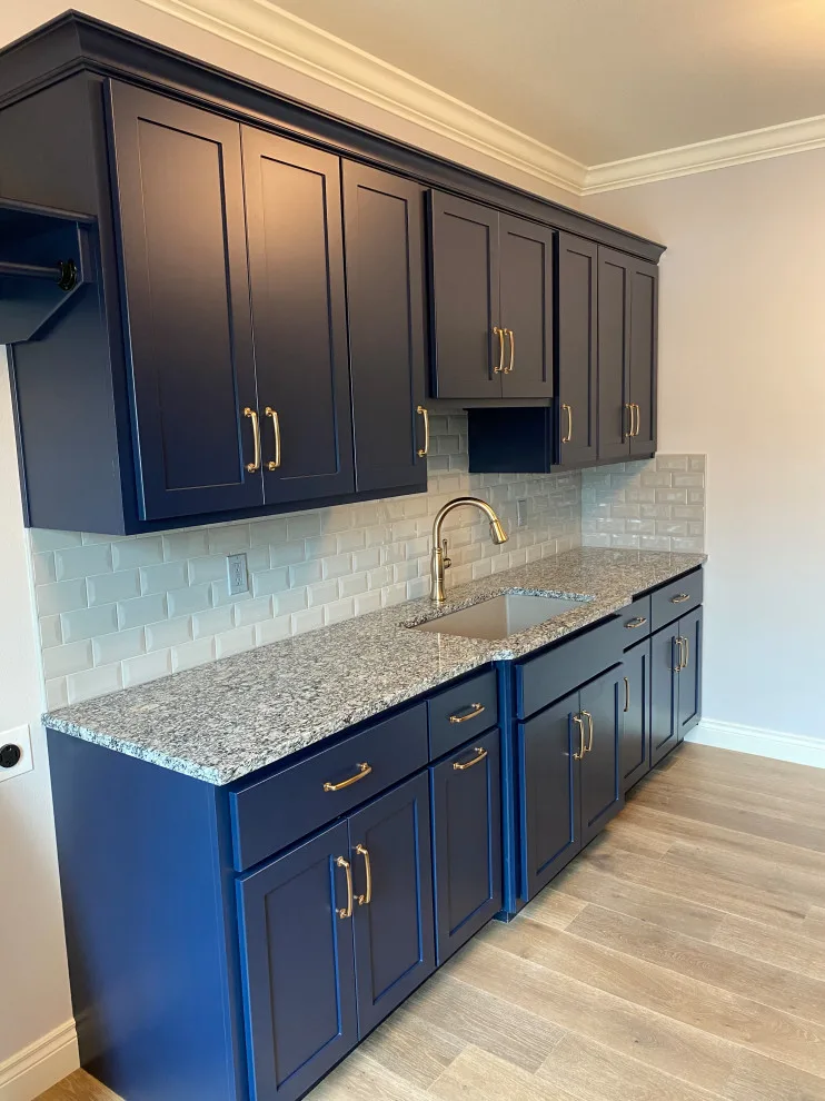 Sanders Tailored Interiors by Robbins Construction - Photo 11