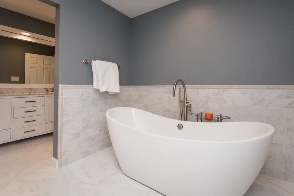Ballantrae - Primary Bathroom by Bailey Design + Build - Photo 2