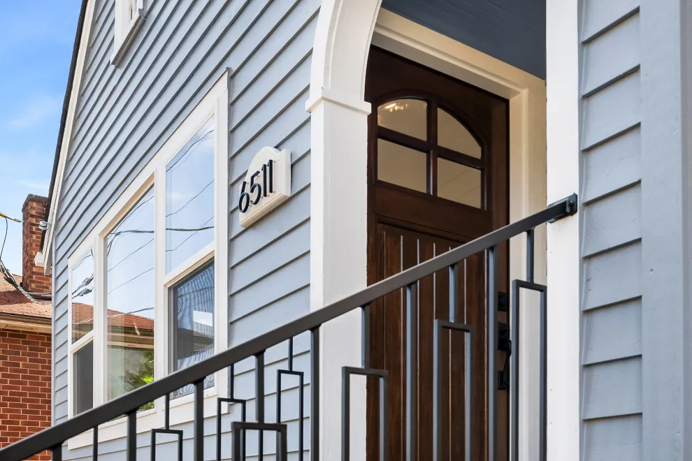 Contemporary Farmhouse Complete Renovation in Seattle by Blue Water Design Build - Photo 5