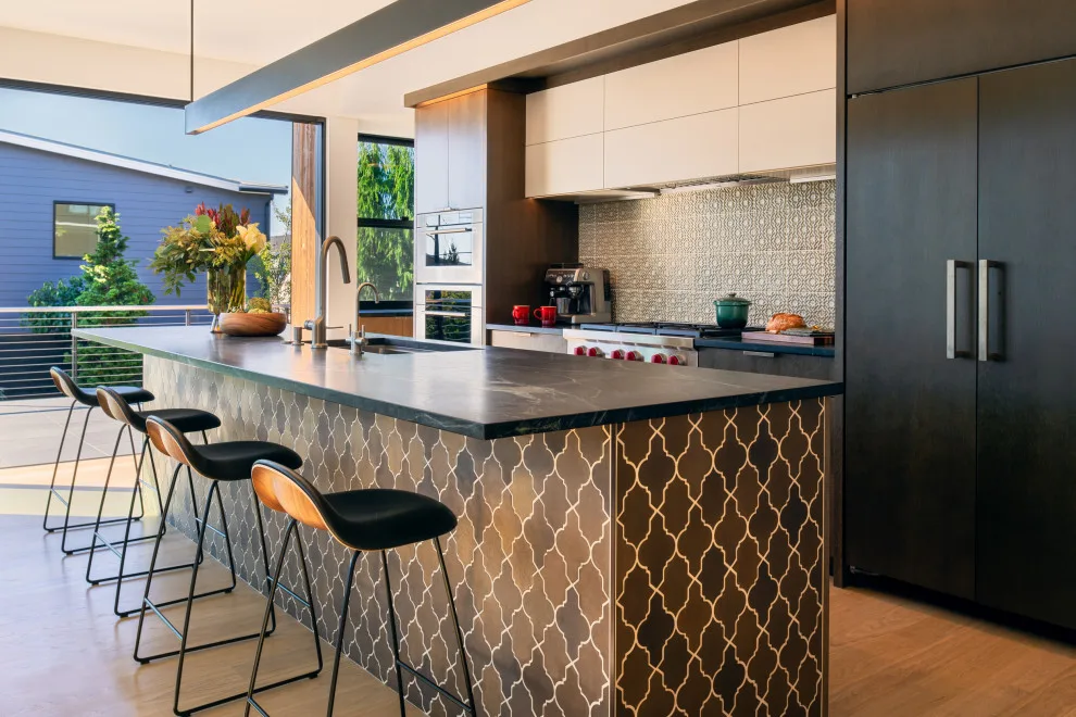 Ballard Contemporary Revival by Dyna Builders - Photo 11