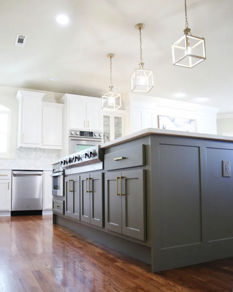 Balmoral Project 2: Kitchen and Living Area by Blue Heron Builders, LLC - Photo 5