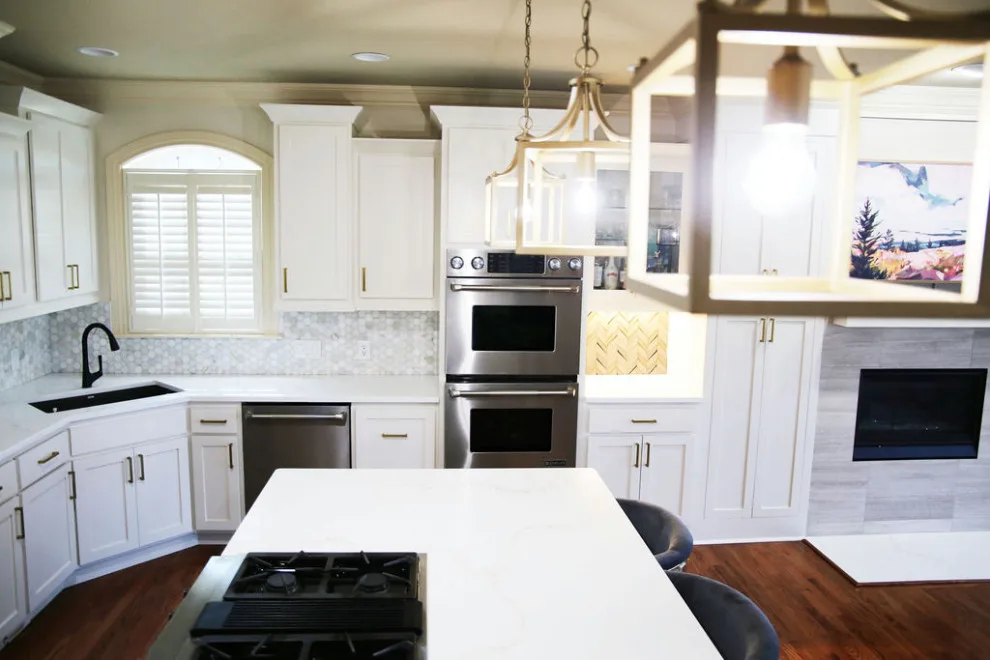 Balmoral Project 2: Kitchen and Living Area by Blue Heron Builders, LLC - Photo 4