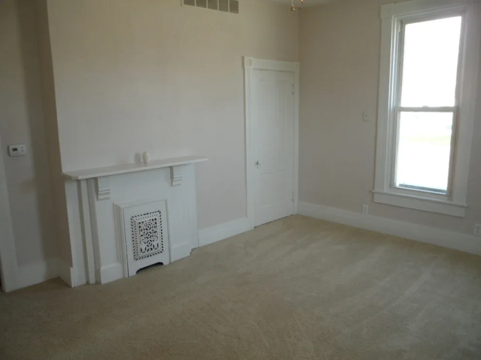 Bank Street Revamp by Burris & Associates, LLC - Photo 6