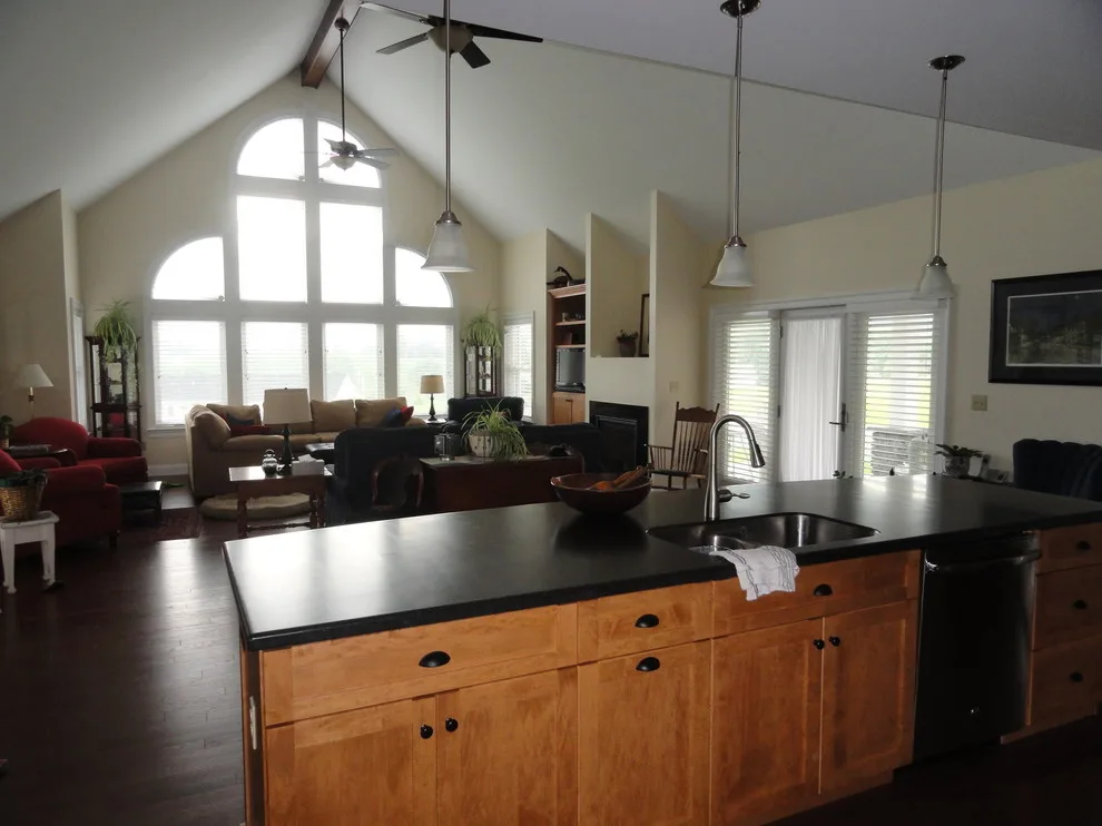 Heritage Home by T-Ross Brothers Construction, Inc. - Photo 4