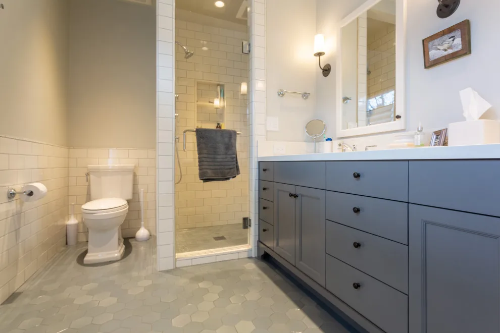 Barbara's washroom by LCM Builders - Photo 4