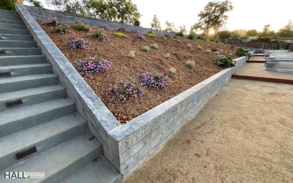 Planted retaining wall by Hall Landscape Design - Photo 3