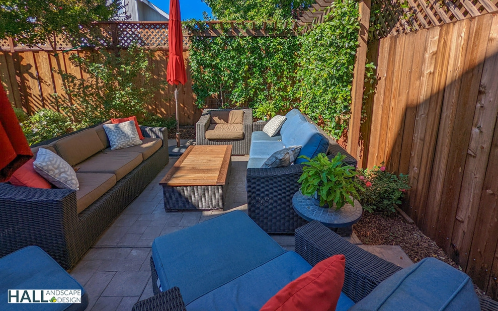 Fresh new patio, with new outdoor kitchen by Hall Landscape Design - Photo 12