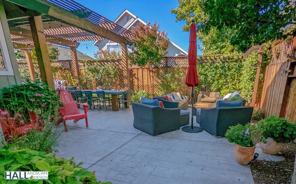 Fresh new patio, with new outdoor kitchen by Hall Landscape Design - Photo 13