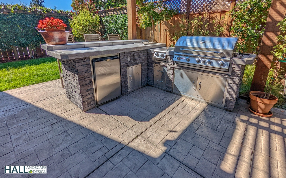 Fresh new patio, with new outdoor kitchen by Hall Landscape Design - Photo 8