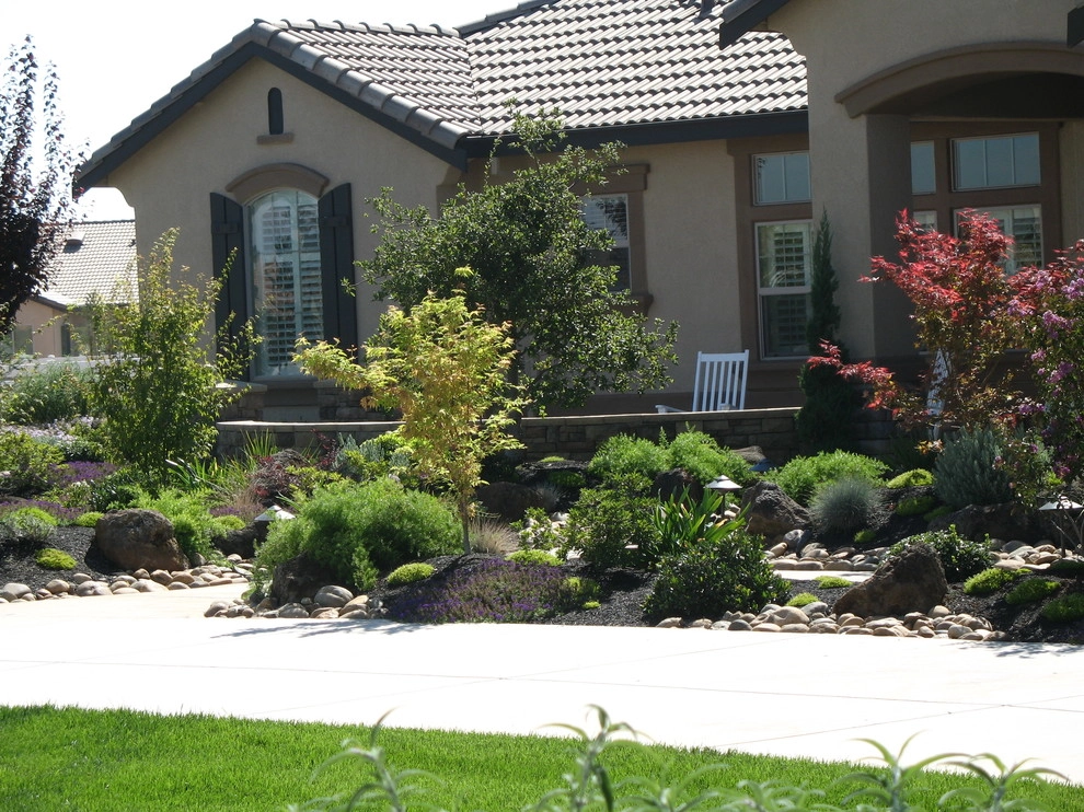 Santa Rosa Full Backyard & Front Yard Design by Hall Landscape Design - Photo 11