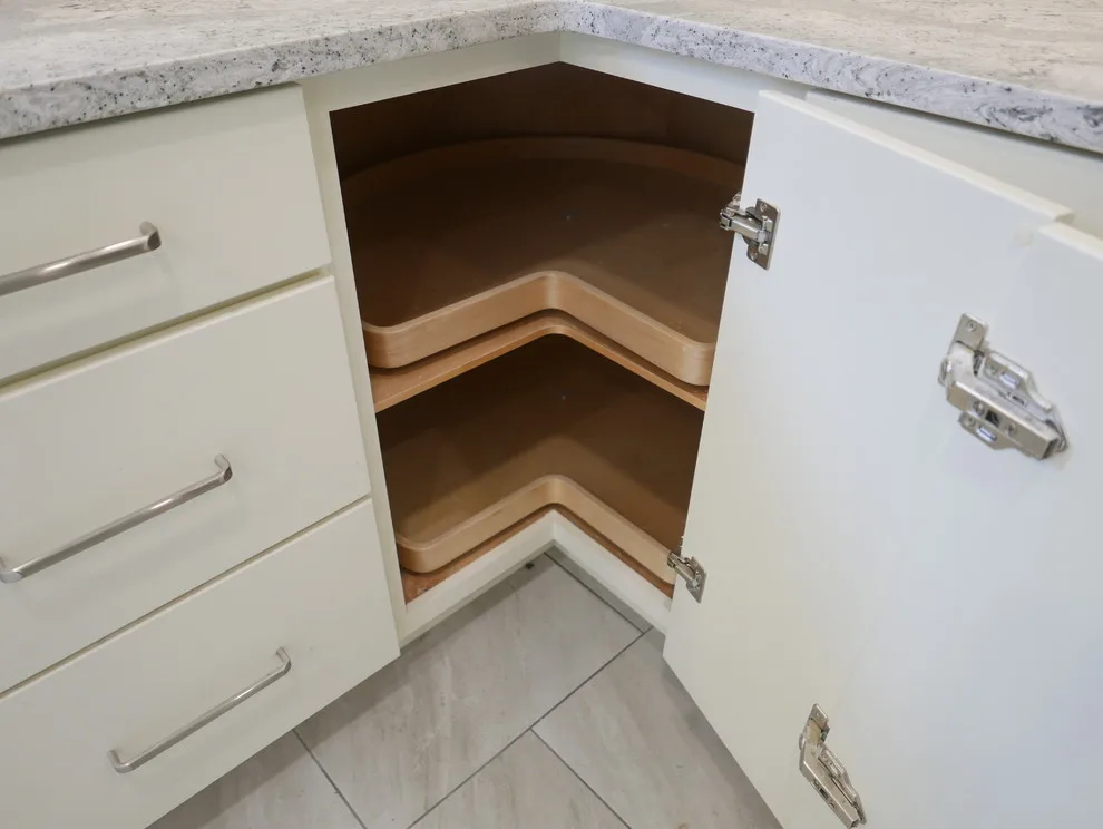 Baroness Kitchen by Before And After Builders, Inc. - Photo 19