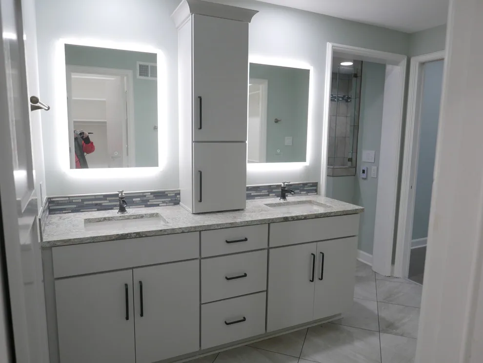 Baronne Luxury Bathroom by Before And After Builders, Inc. - Photo 17