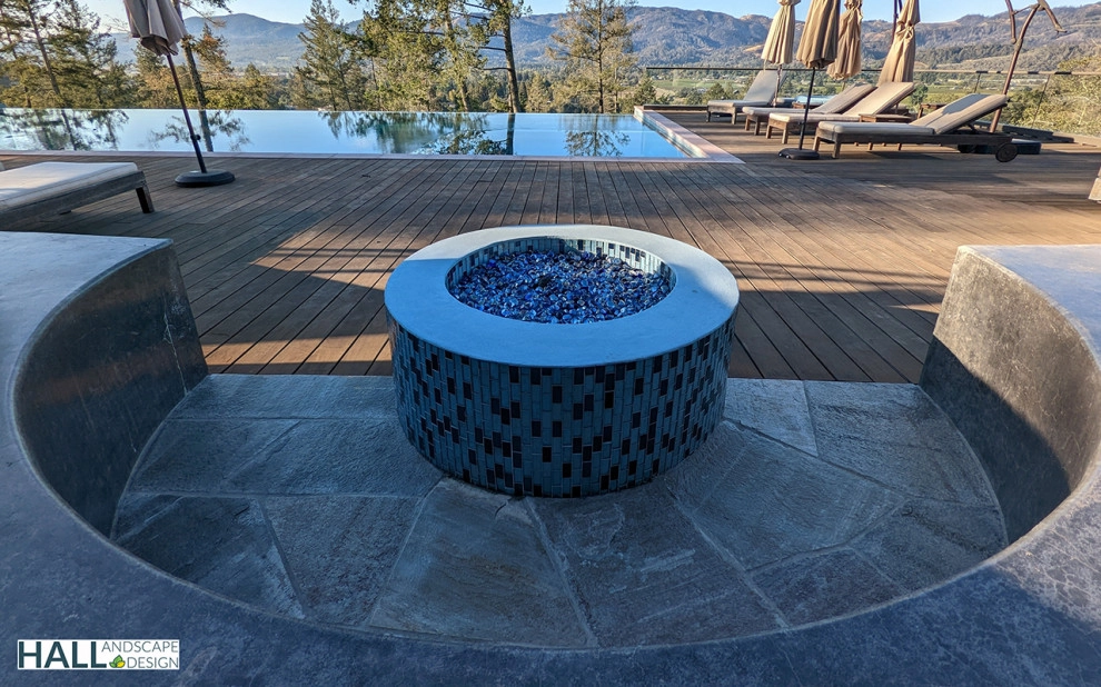 Spectacular Outdoor Space Design by Hall Landscape Design - Photo 11