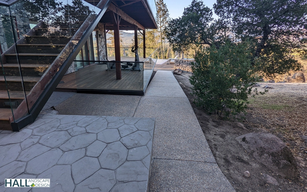Spectacular Outdoor Space Design by Hall Landscape Design - Photo 26