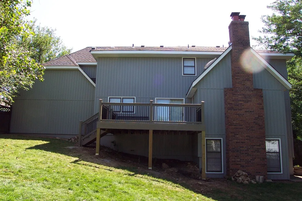Barrow - Evergrain composite decking in Kansas City by All Weather Decks - Photo 2