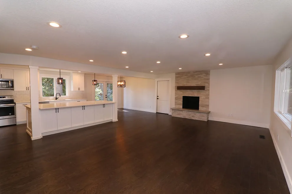 Bespoke complete house makeover by Kamanski Construction, Inc. - Photo 11