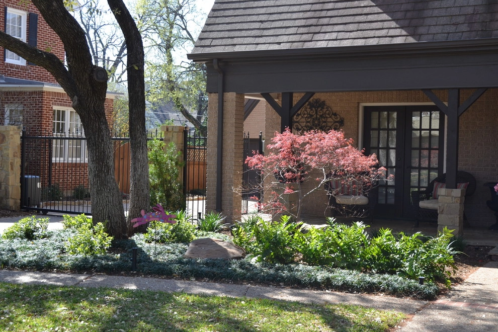 Shady front yard landscaping by Happy Gardens - Photo 2